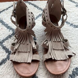 Minnetonka Monaco SL Wedge Sandle